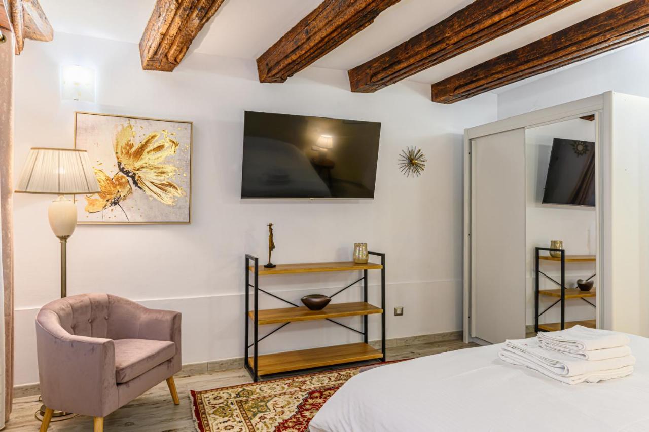 Ferienwohnung Dimora Np - Brașov Exterior foto